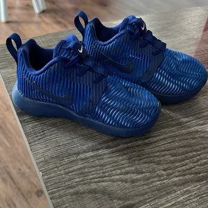 Royal blue toddler Nike shoes